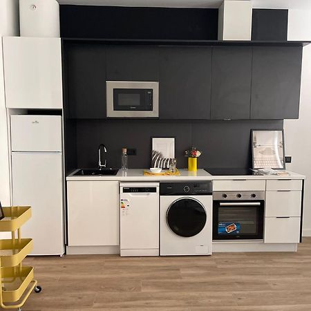 Apartmán Exyca Metropolitano Madrid Exteriér fotografie