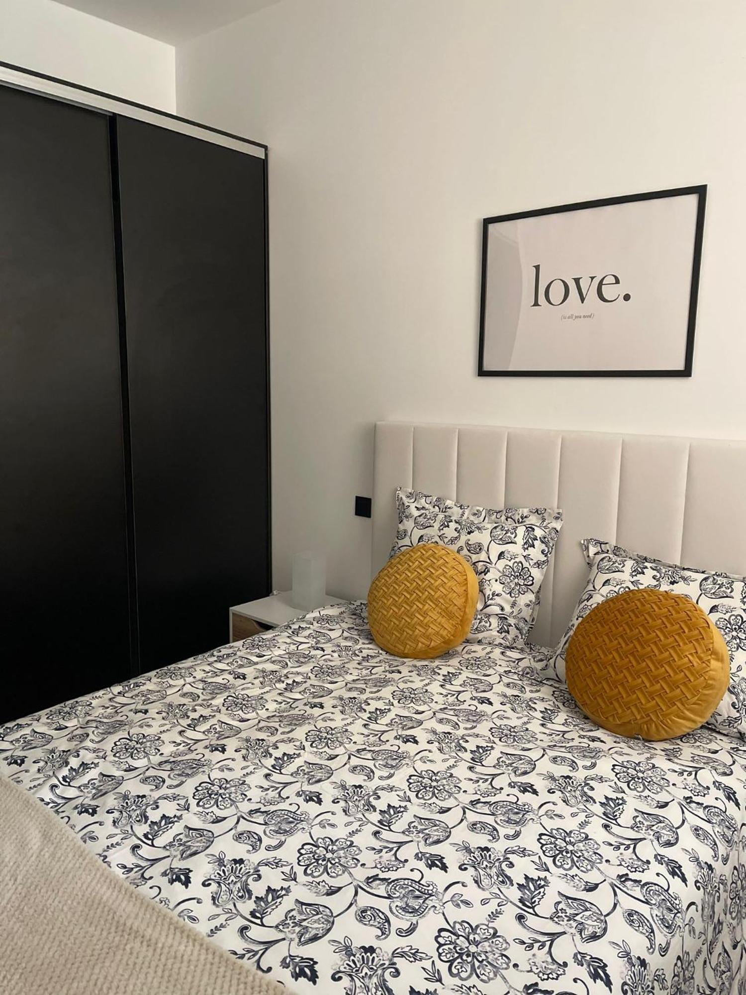 Apartmán Exyca Metropolitano Madrid Exteriér fotografie